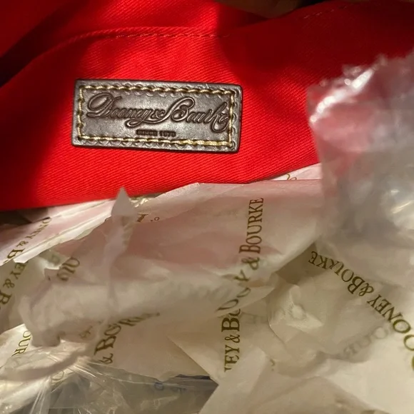 DOONEY & BOURKE DAVIS TASSEL TOTE - Picture 3 of 6